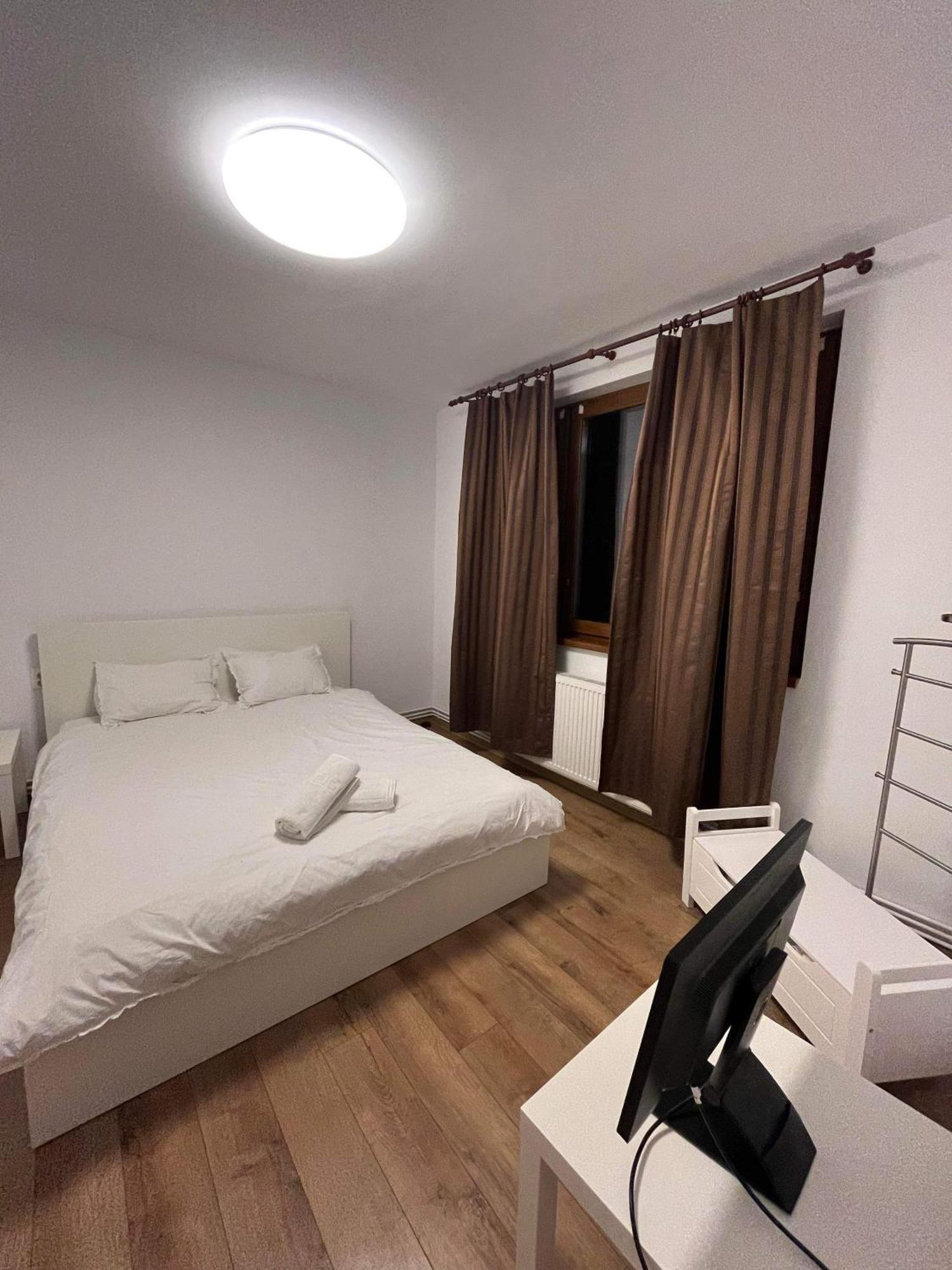 Peles Green Apartment & Piano Κλουζ-Ναπόκα Εξωτερικό φωτογραφία